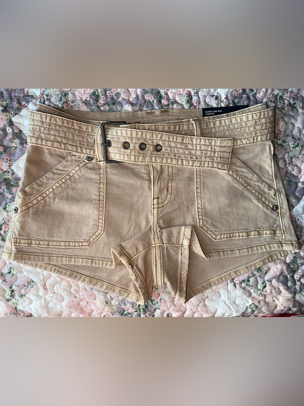 American Eagle Super Low Rise Stretch Perfect Shortie Cargo Style Denim Shorts